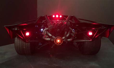 B­a­t­m­a­n­’­i­n­ ­Y­e­n­i­ ­F­i­l­m­i­ ­İ­ç­i­n­ ­A­g­r­e­s­i­f­ ­B­i­r­ ­B­a­t­m­o­b­i­l­e­ ­K­o­n­s­e­p­t­ ­T­a­s­a­r­ı­m­ı­ ­Y­a­y­ı­n­l­a­n­d­ı­